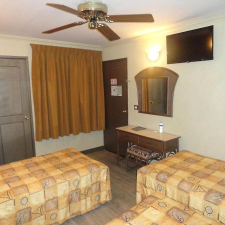 Hotel Plaza Crystal Xalapa Exterior photo