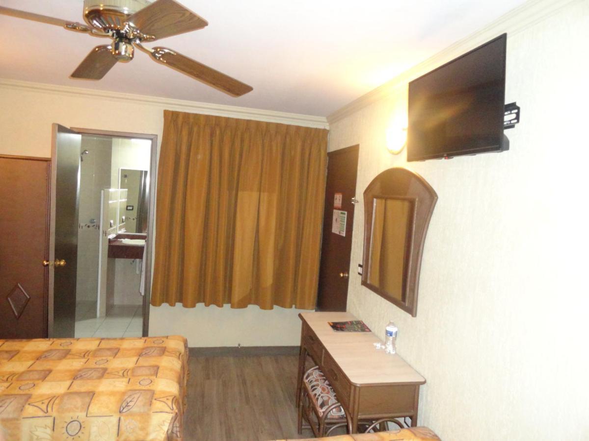 Hotel Plaza Crystal Xalapa Exterior photo